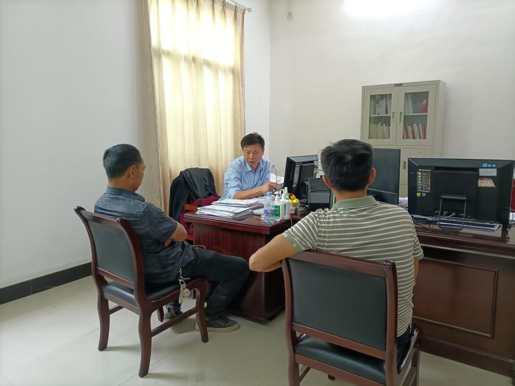 afc0d32d53c75cf9460bc808a4316485.jpg afc0d32d53c75cf9460bc808a4316485.jpg